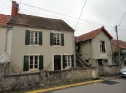 City / village house Desertines